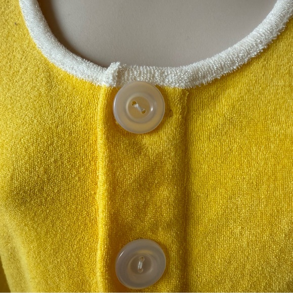 NWT Hammie’s Terry Cloth Romper with white piping in yellow poppy size small - Picture 6 of 9